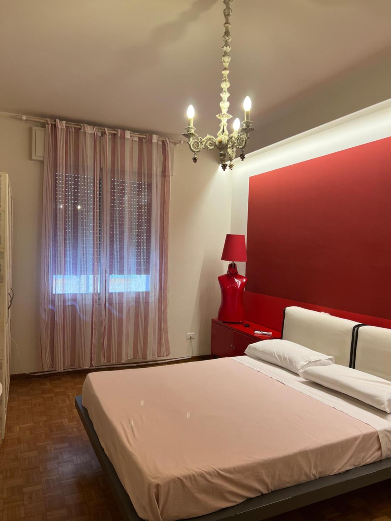 Moonlight Centro Bologna Hotel Eksteriør billede